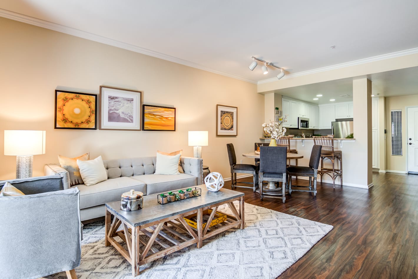 Photos of Our Rancho Bernardo San Diego CA Apartments